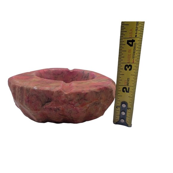 Genuine Alabaster Ashtray Made in Italy. Hand Carved Heavy Ashtray. - Picture 6 of 10